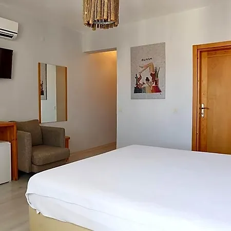 Zephyros 3* Datça